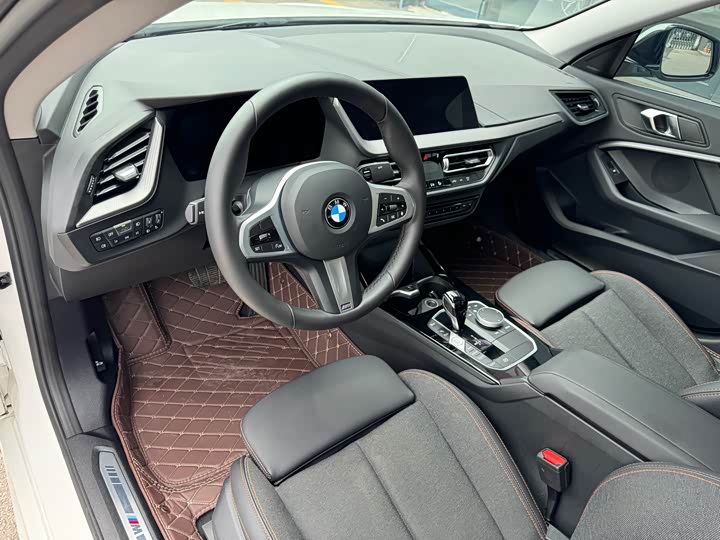 Фото 8 - BMW 2 Series