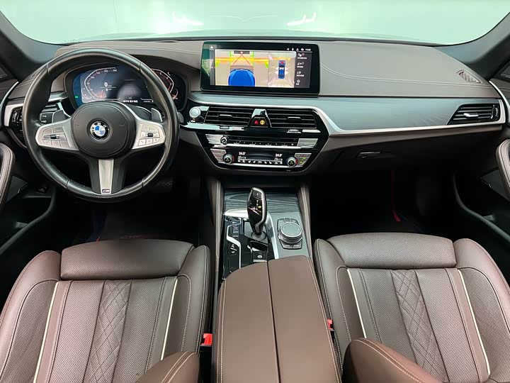 Фото 11 - BMW 5 Series