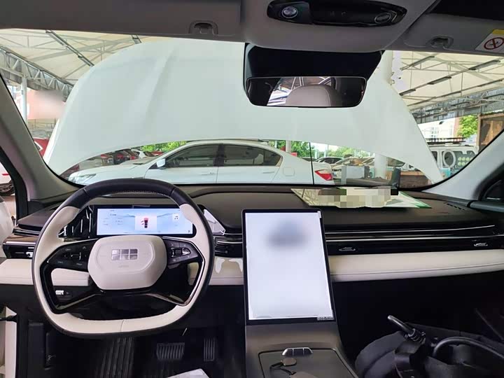 Фото 10 - Geely Galaxy L6