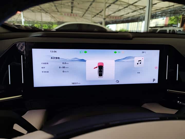 Фото 12 - Geely Galaxy L6