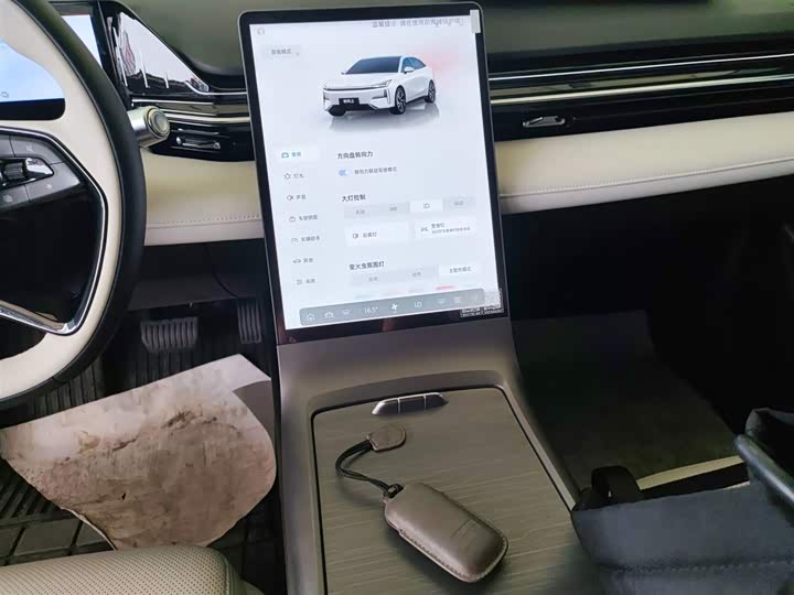 Фото 13 - Geely Galaxy L6