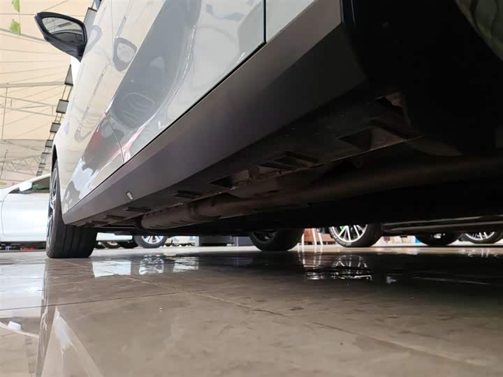 Фото 22 - Geely Galaxy L6