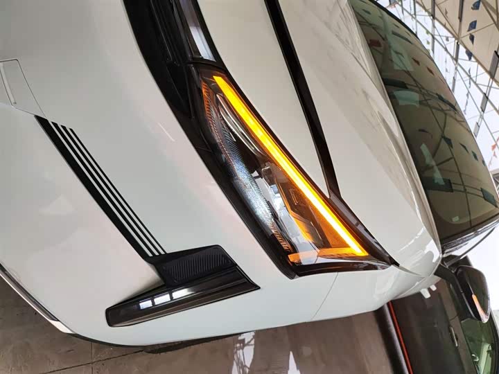 Фото 24 - Geely Galaxy L6