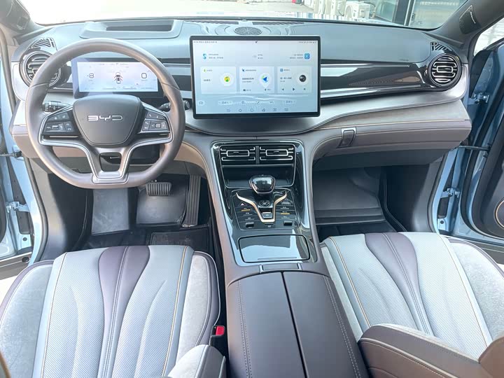 Фото 15 - BYD Frigate 07