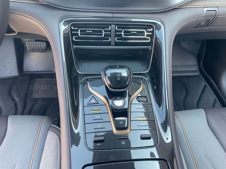 Фото 17 - BYD Frigate 07