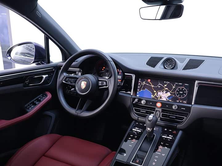 Фото 15 - Porsche Macan