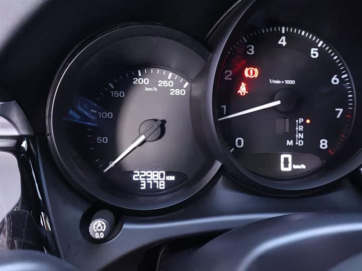 Фото 16 - Porsche Macan