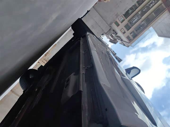 Фото 22 - Geely Monjaro