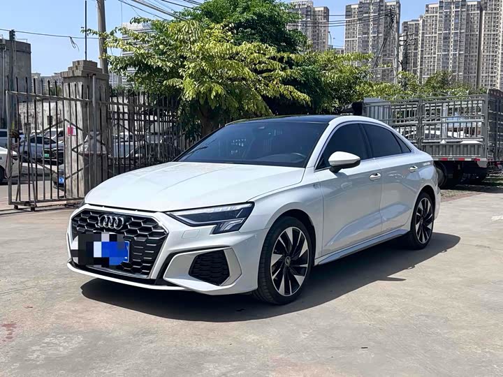 Фото 1 - Audi A3