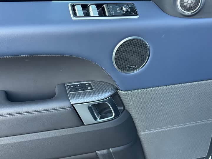 Фото 15 - Land Rover Range Rover Sport