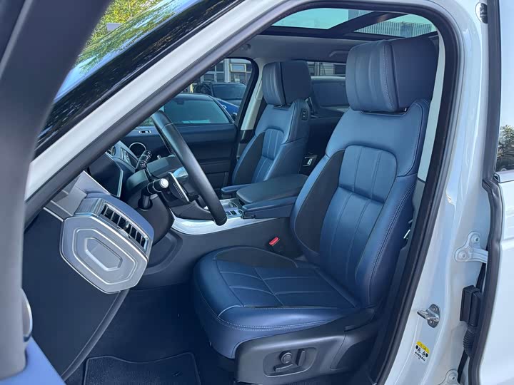 Фото 9 - Land Rover Range Rover Sport