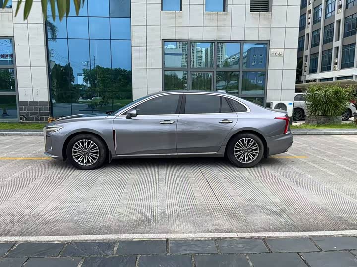 Фото 4 - Hongqi H5