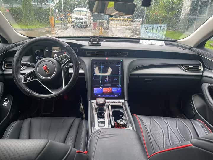 Фото 6 - Hongqi H5