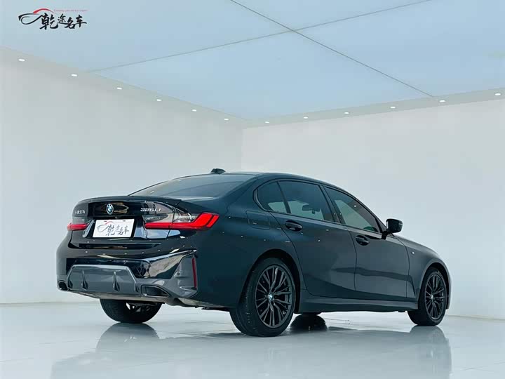 Фото 5 - BMW 3 Series