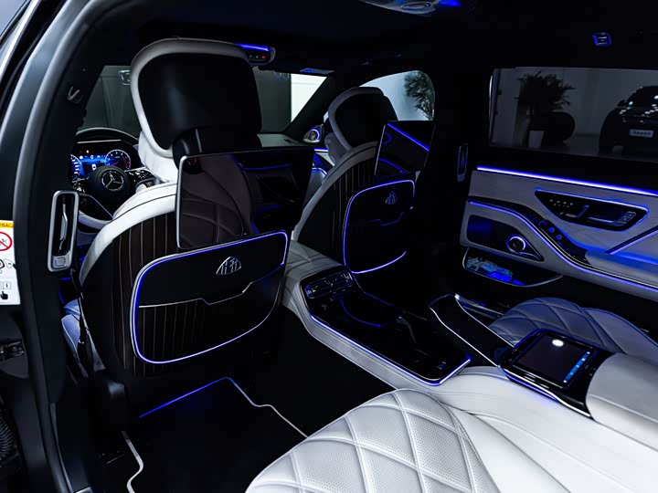 Фото 11 - Mercedes-Benz Maybach S-Class