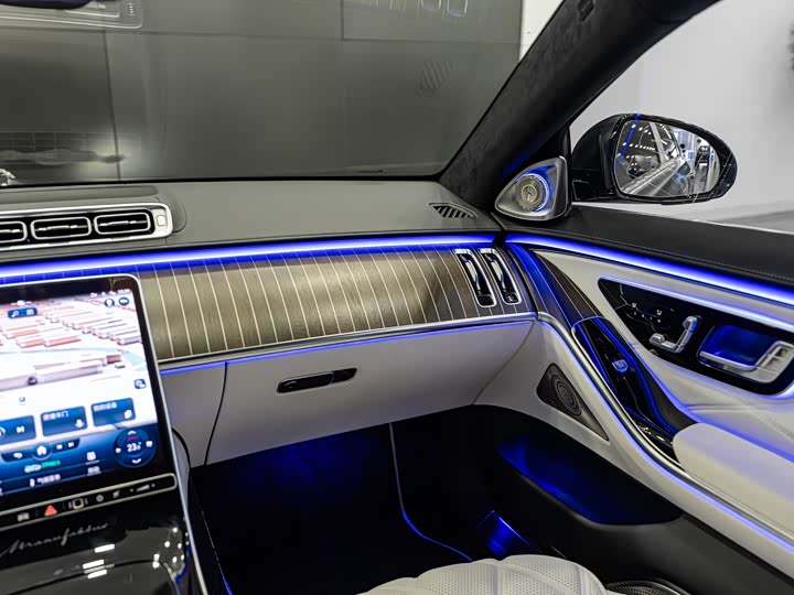 Фото 14 - Mercedes-Benz Maybach S-Class