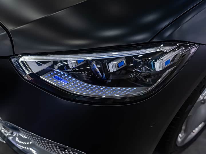 Фото 15 - Mercedes-Benz Maybach S-Class