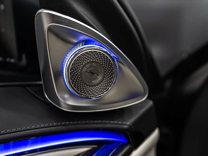 Фото 9 - Mercedes-Benz Maybach S-Class