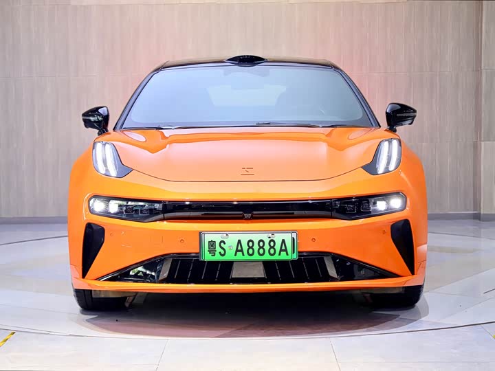 Фото 2 - Zeekr 001