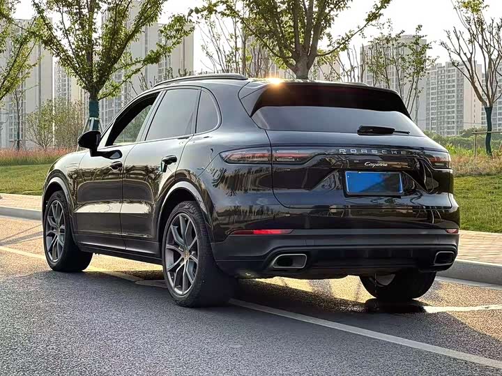 Фото 3 - Porsche Cayenne