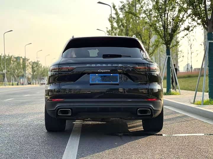 Фото 4 - Porsche Cayenne