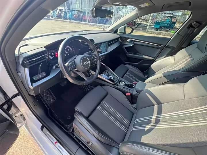 Фото 10 - Audi A3