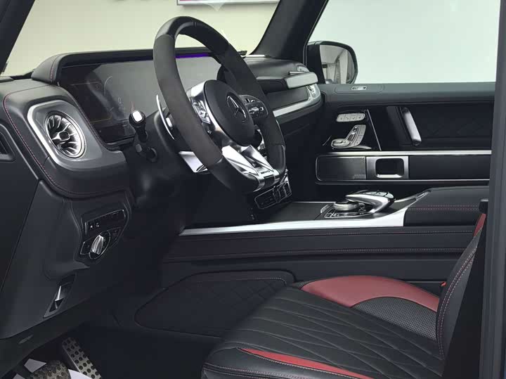 Фото 2 - Mercedes-Benz G-Class AMG