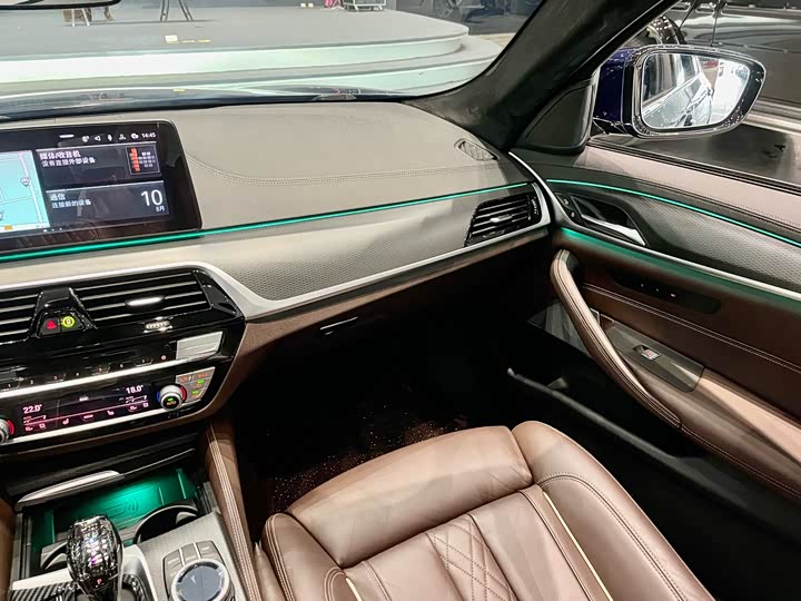 Фото 8 - BMW 5 Series