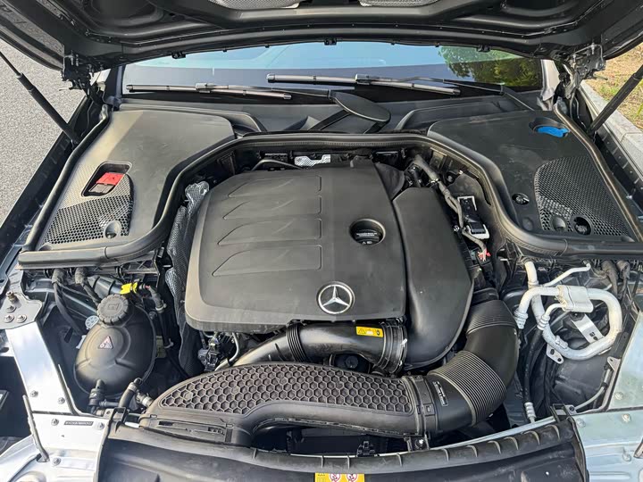 Фото 13 - Mercedes-Benz CLS-Class