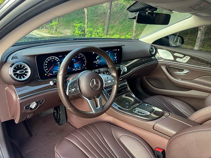 Фото 16 - Mercedes-Benz CLS-Class