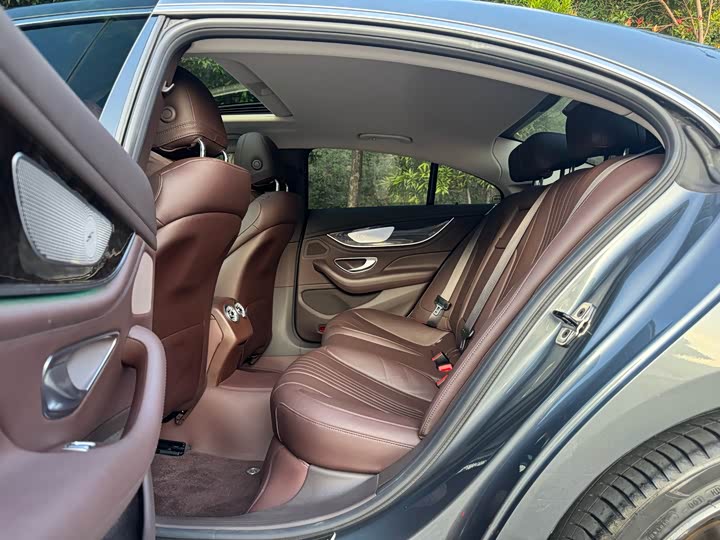 Фото 18 - Mercedes-Benz CLS-Class