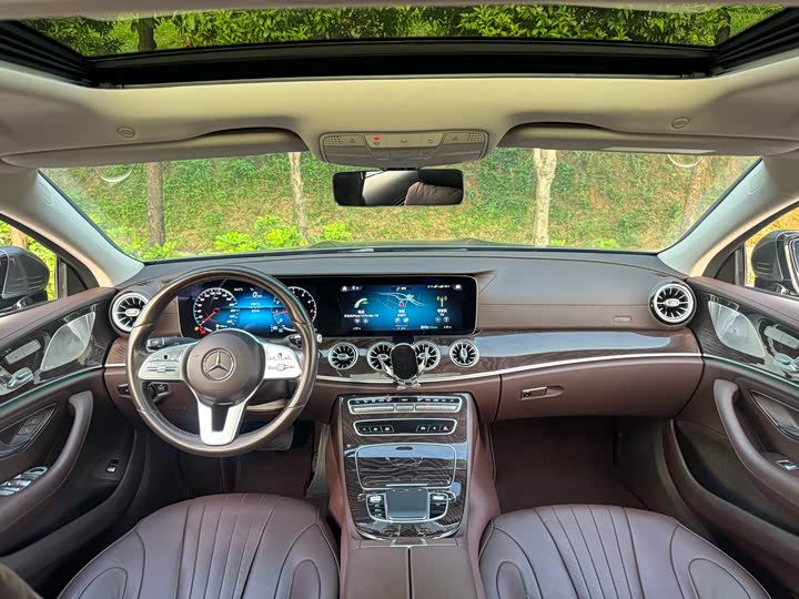 Фото 19 - Mercedes-Benz CLS-Class