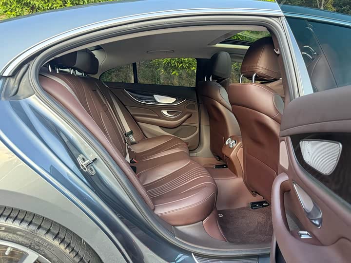 Фото 22 - Mercedes-Benz CLS-Class