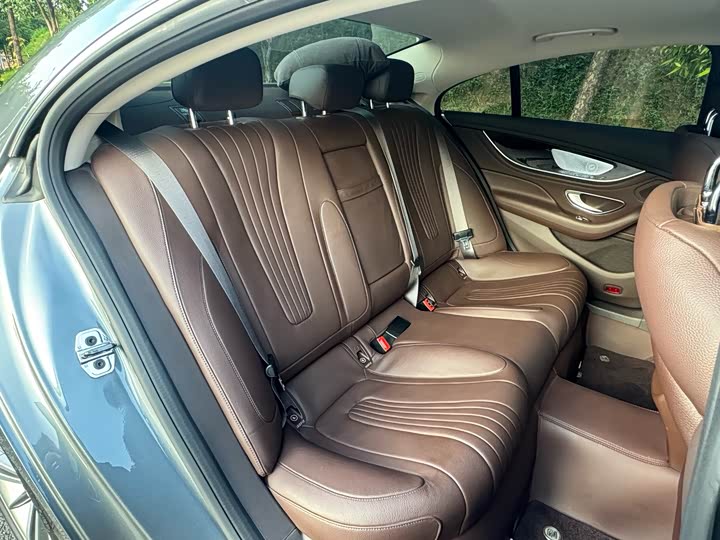 Фото 23 - Mercedes-Benz CLS-Class