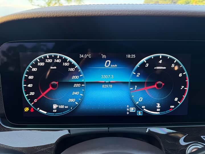 Фото 27 - Mercedes-Benz CLS-Class