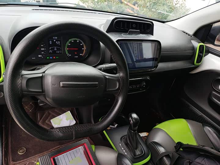 Фото 10 - Roewe Clever