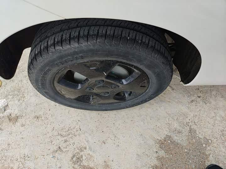 Фото 30 - Roewe Clever