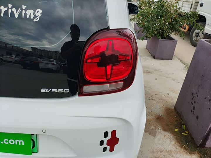 Фото 8 - Roewe Clever