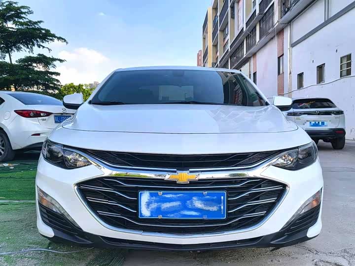 Фото 2 - Chevrolet Malibu XL