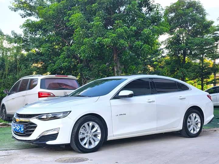 Фото 3 - Chevrolet Malibu XL
