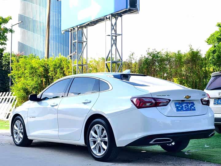 Фото 7 - Chevrolet Malibu XL