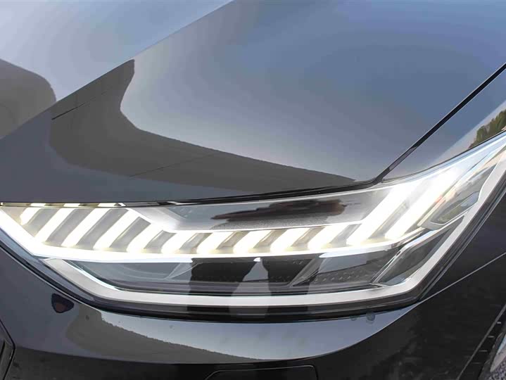 Фото 13 - Audi A7