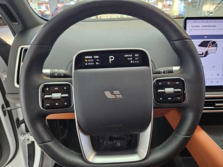 Фото 8 - LiXiang L6