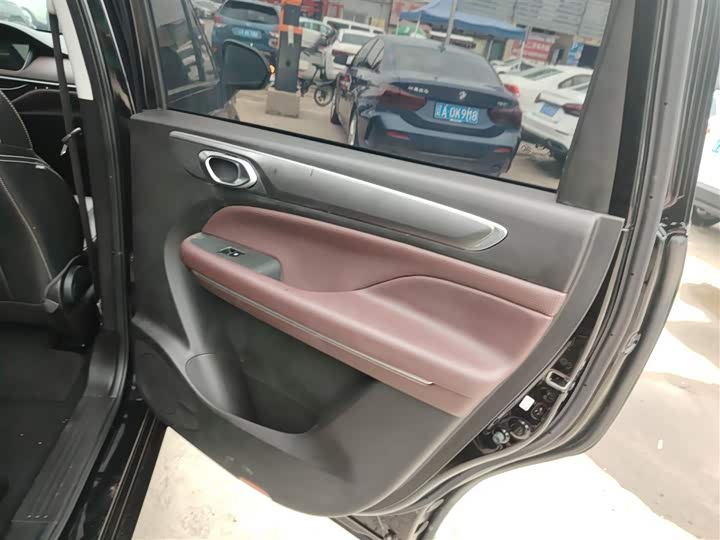 Фото 27 - GAC Trumpchi M6