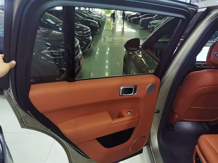 Фото 29 - LiXiang L8