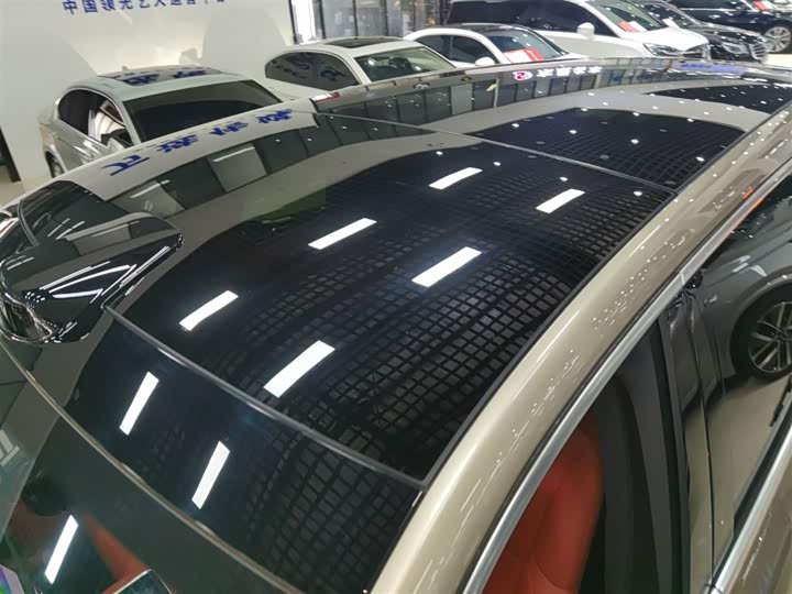 Фото 31 - LiXiang L8