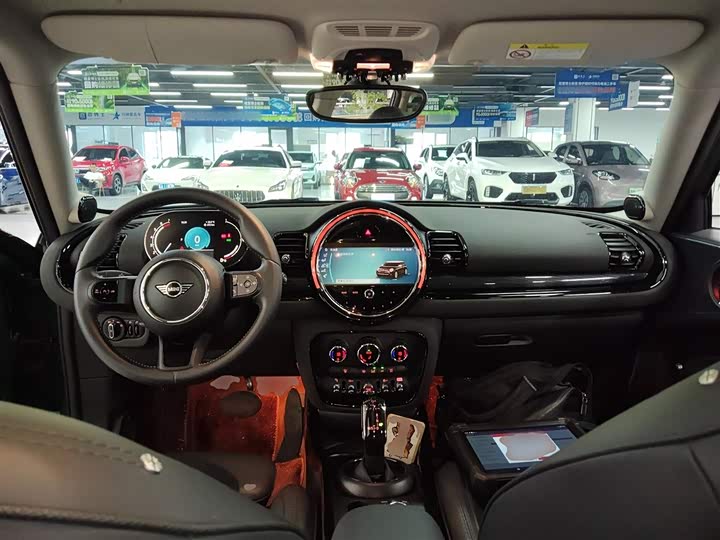 Фото 10 - Mini Clubman