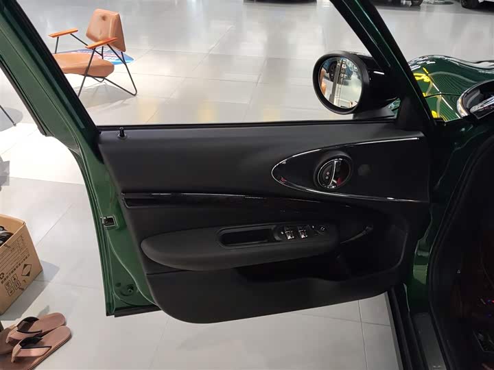 Фото 28 - Mini Clubman