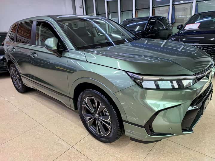 Фото 3 - Honda Breeze