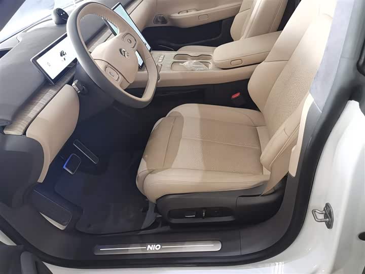 Фото 15 - Nio ET7